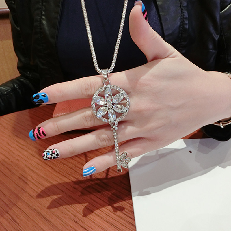 包邮韩国韩版饰品百搭水钻钥匙装饰项链挂链 时尚配饰长款毛衣链