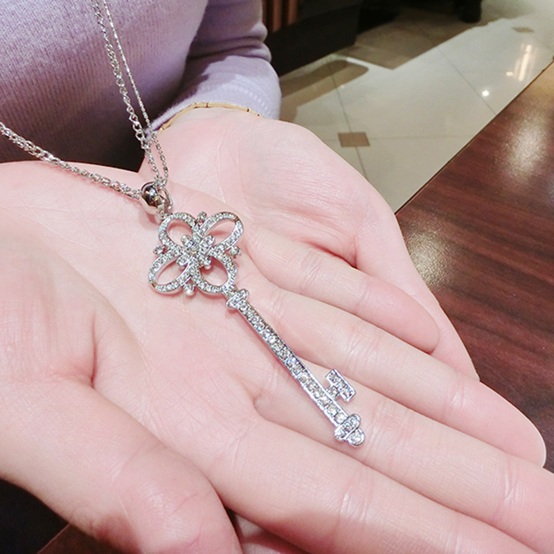 包邮韩国韩版饰品百搭水钻钥匙装饰项链挂链 时尚配饰长款毛衣链