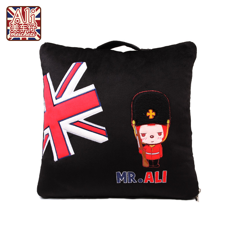 阿狸汽车两用空调被抱枕 大号夏季办公靠垫被子 卡通可爱车用靠枕